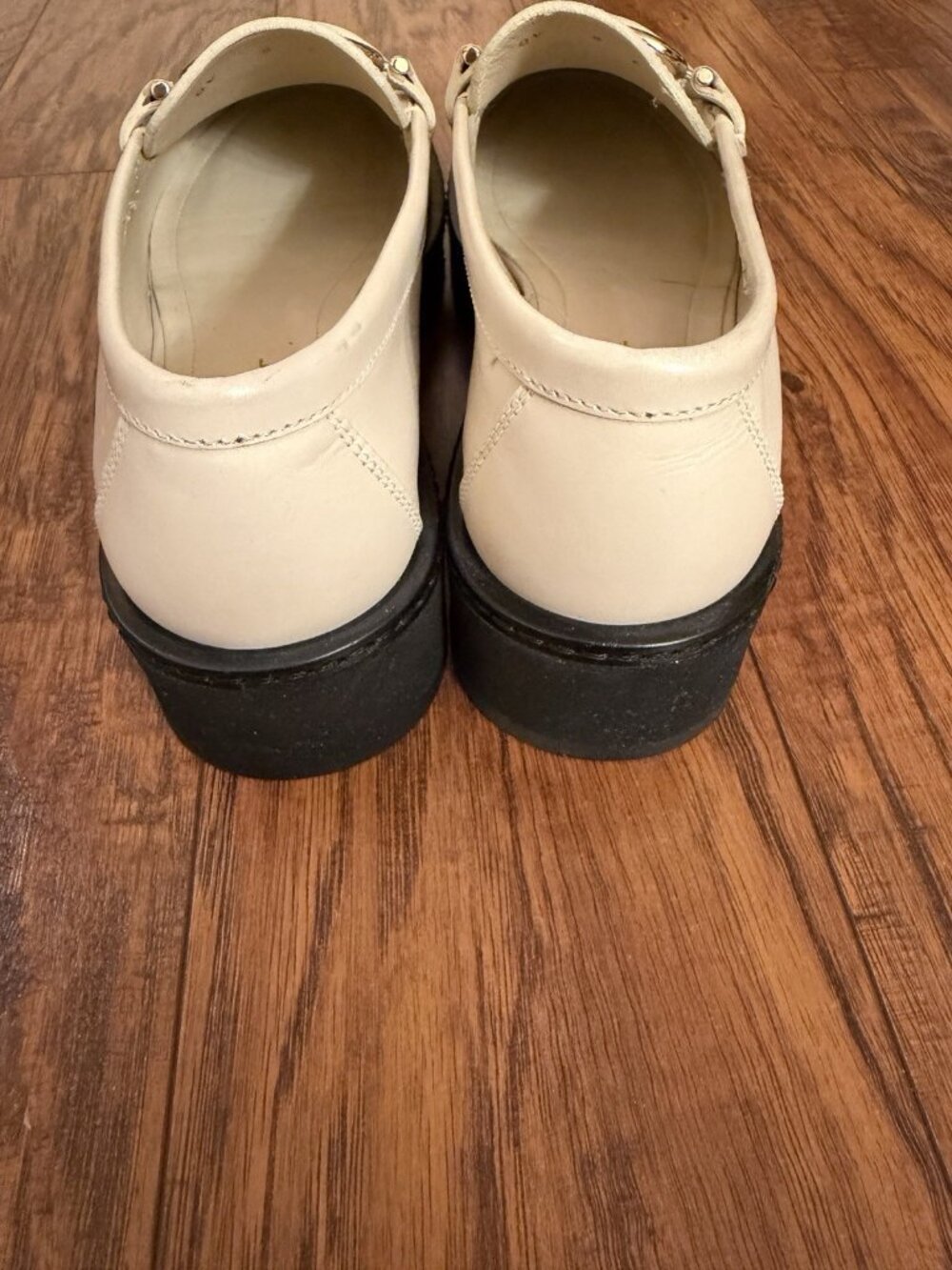 FERRAGAMO Rolo Lug Loafers Shoes - Off White Color (Bone) Leather Women Size 8C - Picture 5 of 11